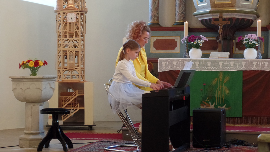 Konzert auf der Orgel und dem E-Piano in der Trinitatiskirche Gablenz